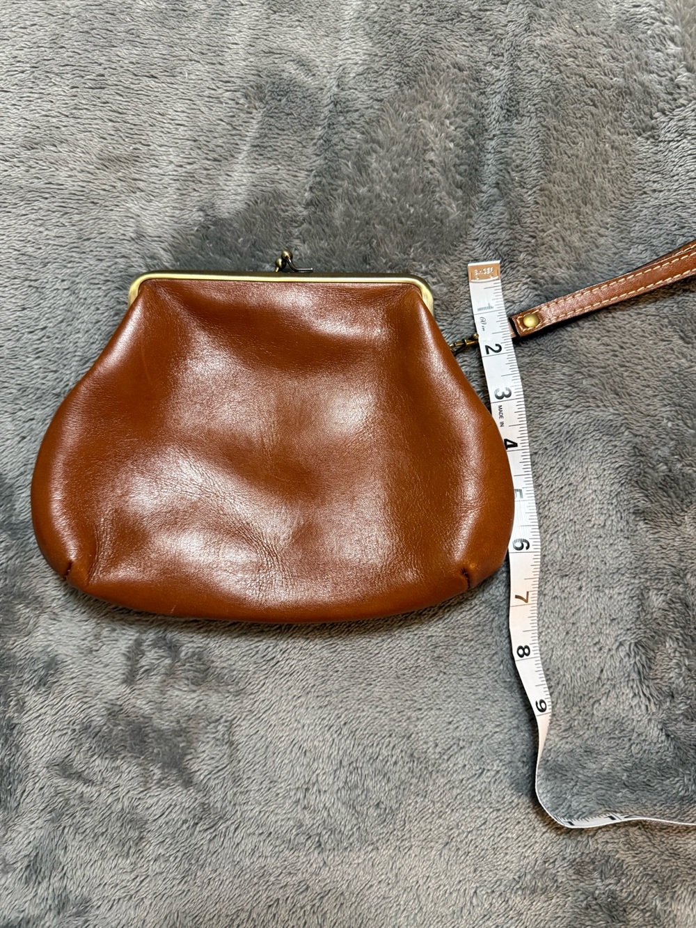 Patricia Nash Cognac Kiss-Lock Leather Wristlet - Picture 2 of 5
